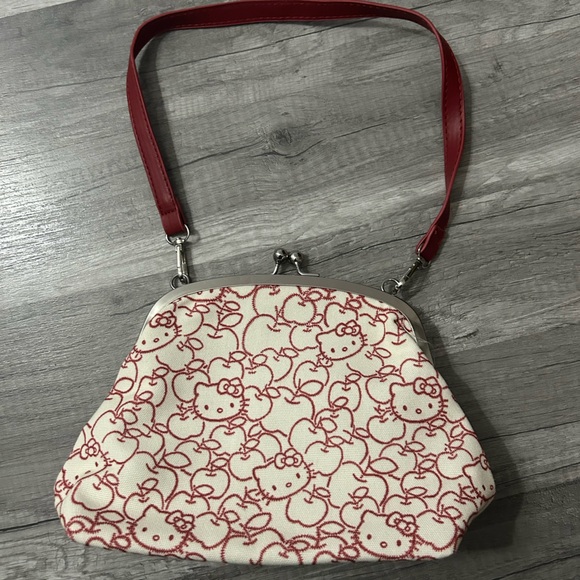 Help kitty bag - Picture 2 of 5